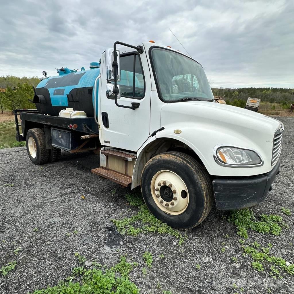 Freightliner MM106042S Camiones aspiradores/combi