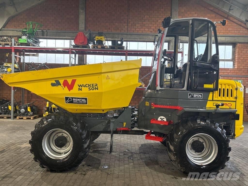 Wacker Neuson DW90 Vehículos compactos de volteo