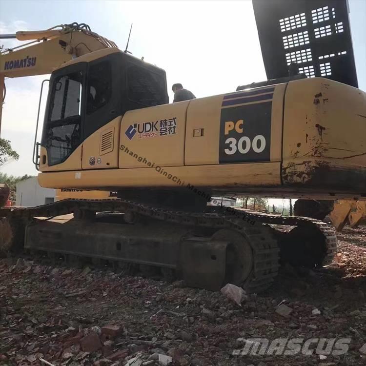 Komatsu 300 Excavadoras sobre orugas