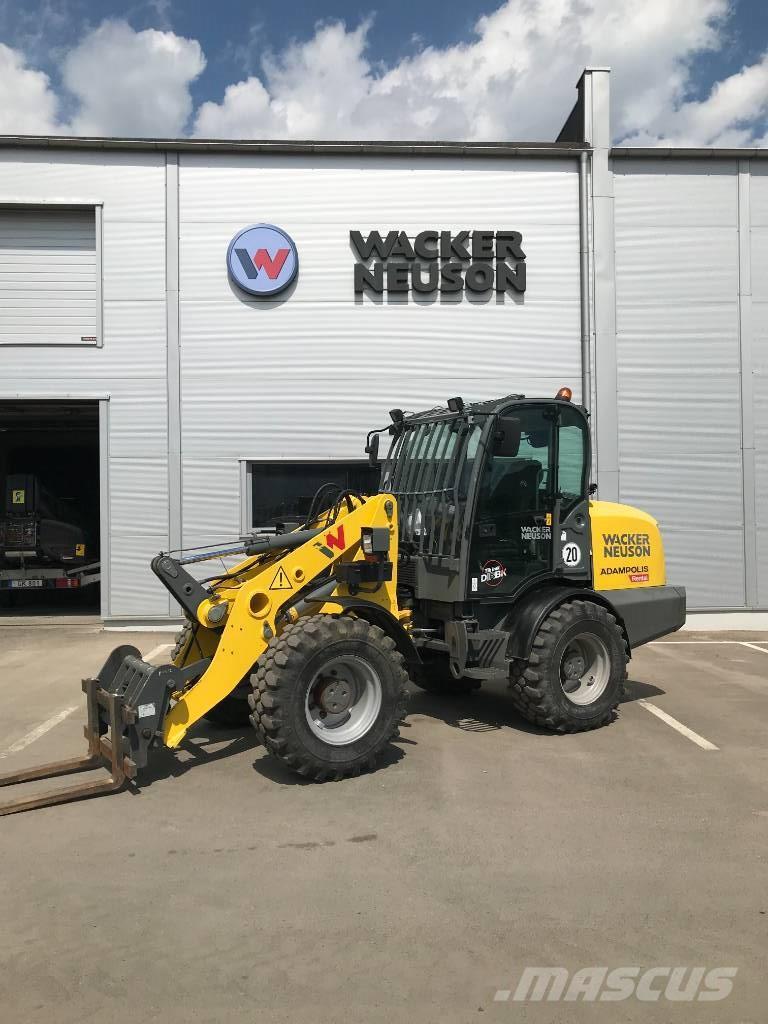 Wacker Neuson WL70 Cargadoras y excavadoras frontales