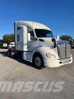 Kenworth T680 Camiones tractor