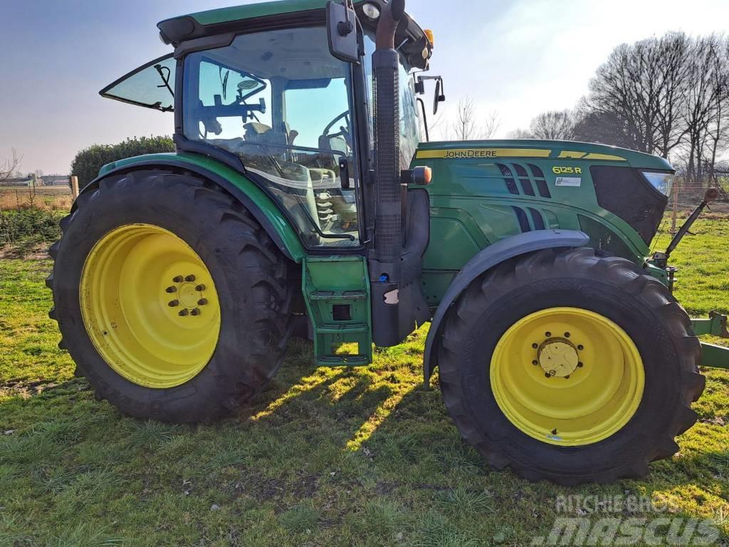 John Deere 6125R Tractores