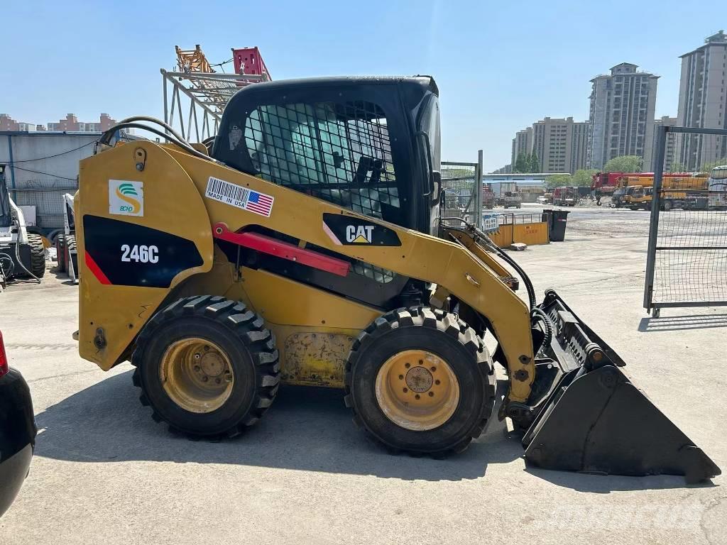 CAT 246 C Minicargadoras