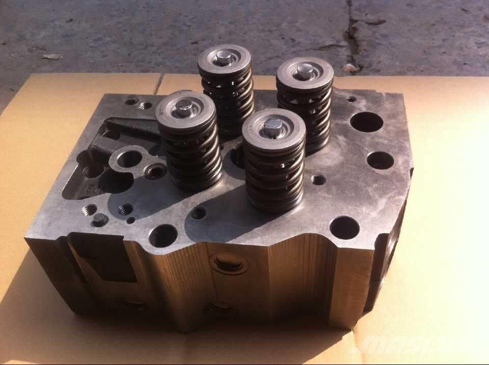 Cummins cylinder head Motores