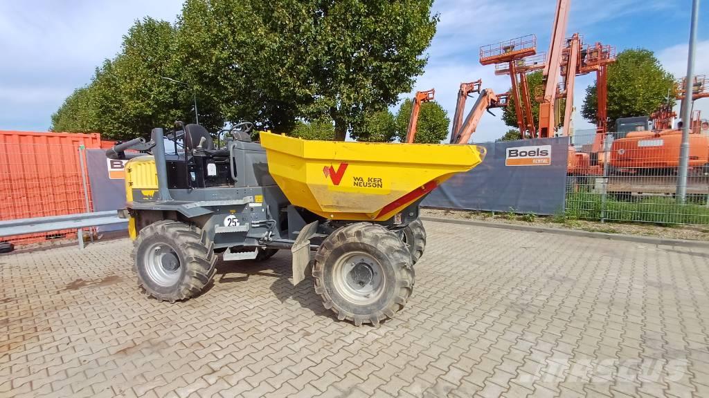 Wacker Neuson DW60 Vehículos compactos de volteo