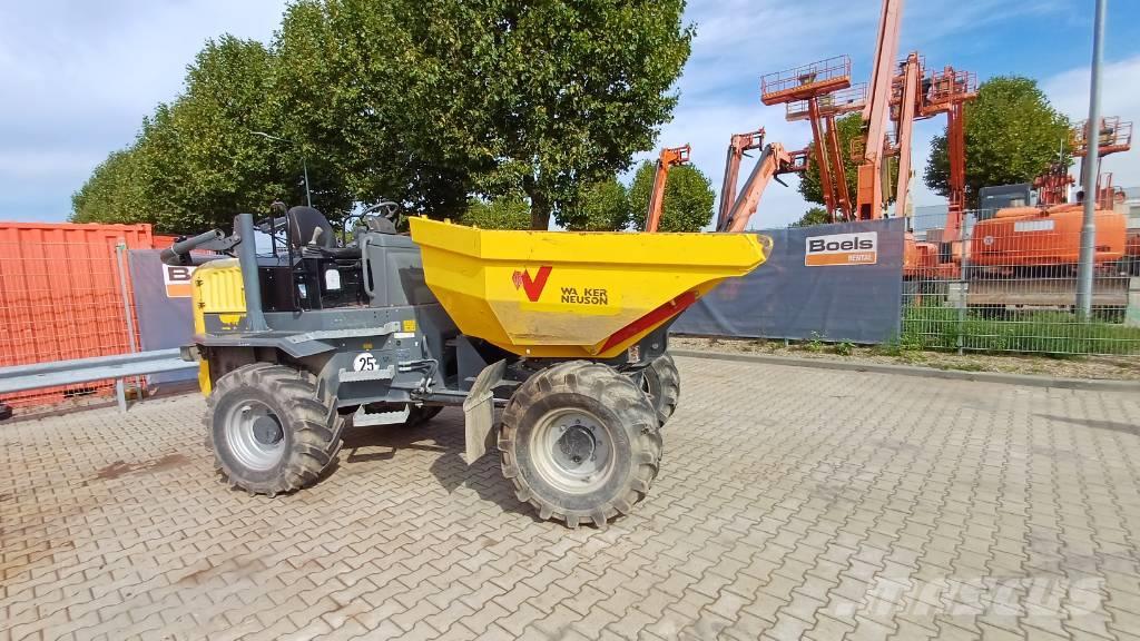 Wacker Neuson DW60 Vehículos compactos de volteo