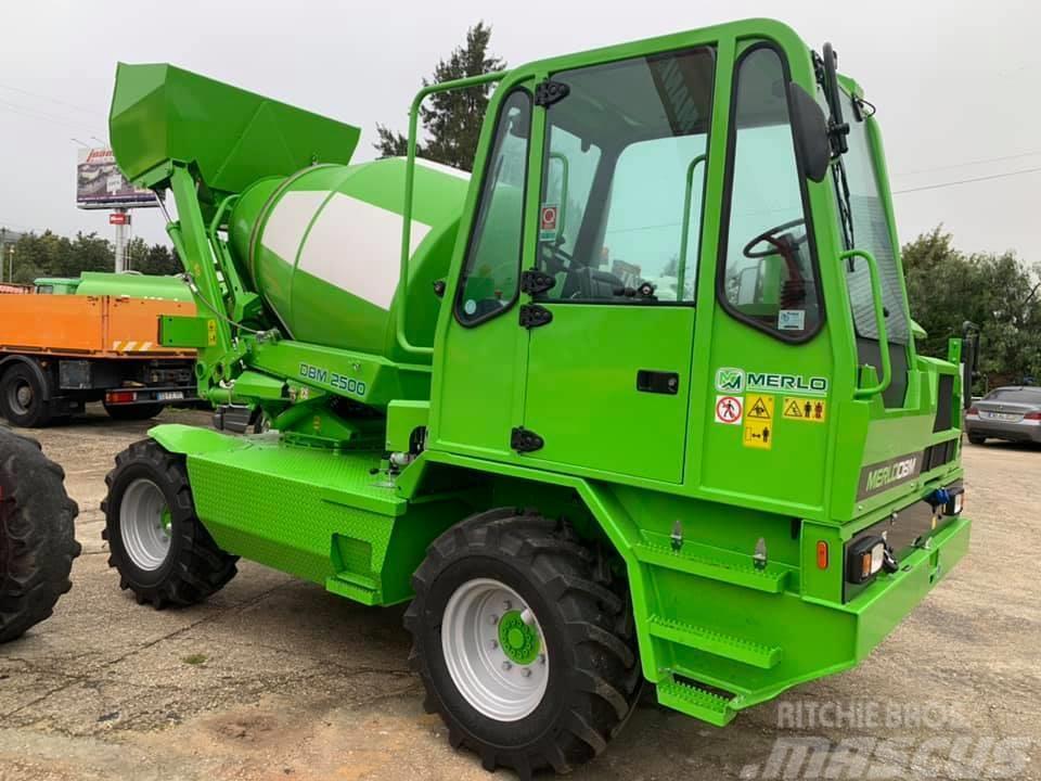 Merlo DBM 2500 Mezcladoras de cemento y hormigón