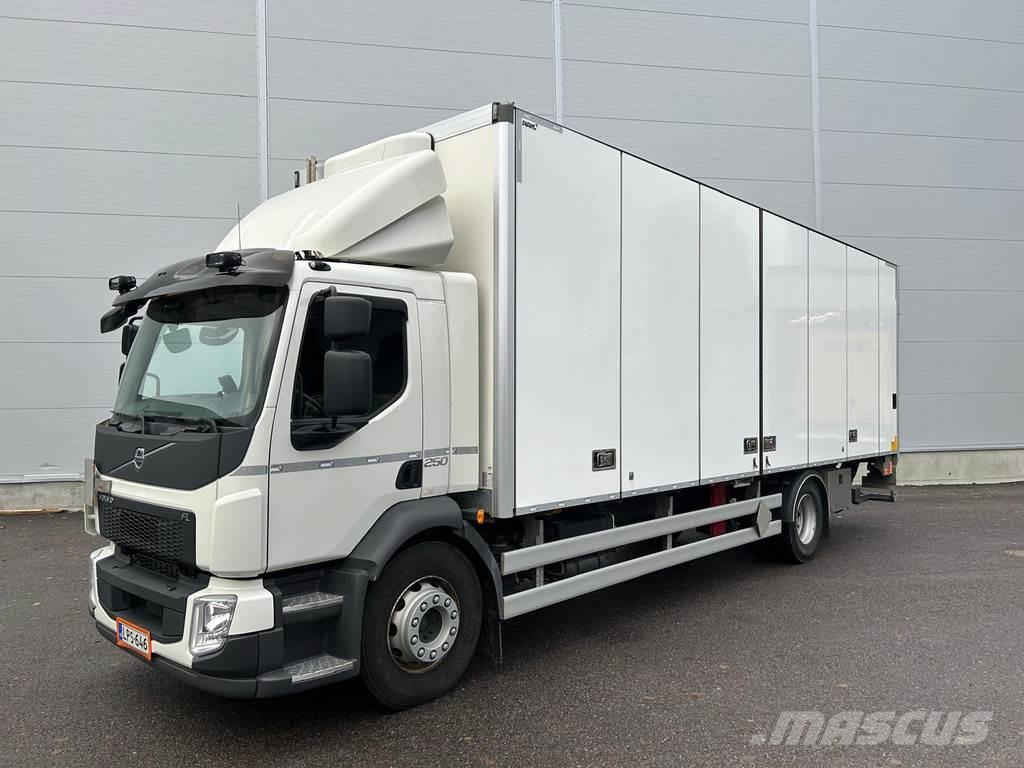 Volvo FL Camiones con caja de remolque