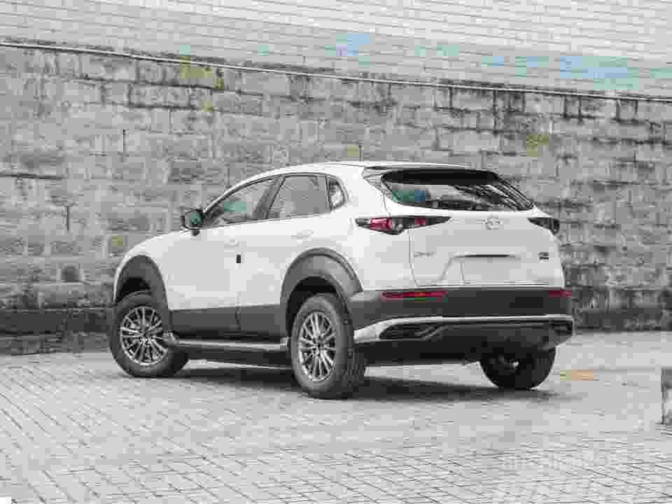 Mazda CX-30 Carros