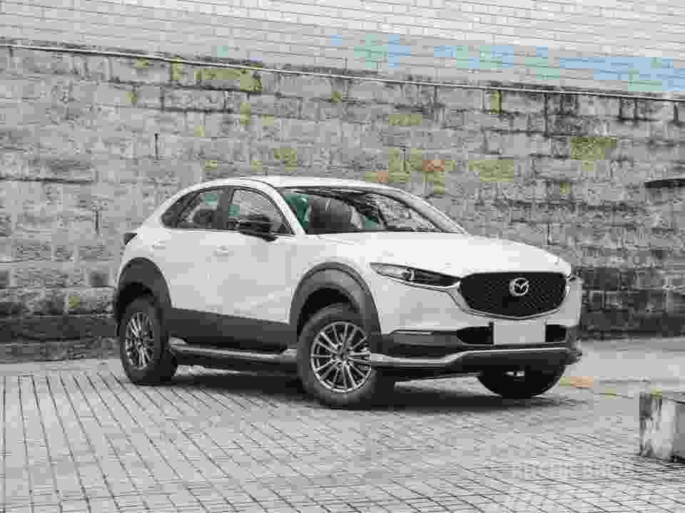 Mazda CX-30 Carros