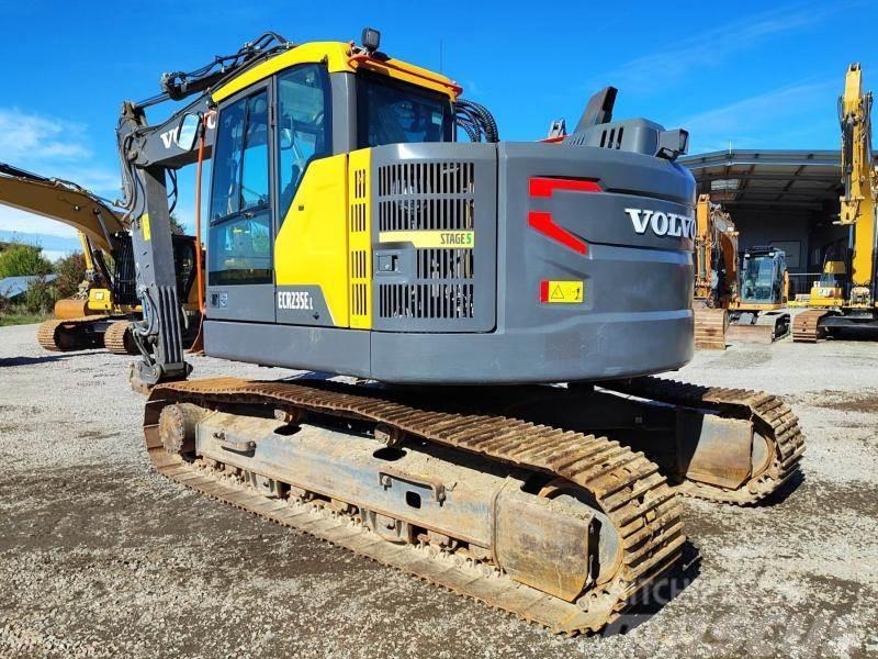 Volvo ECR235EL Excavadoras sobre orugas