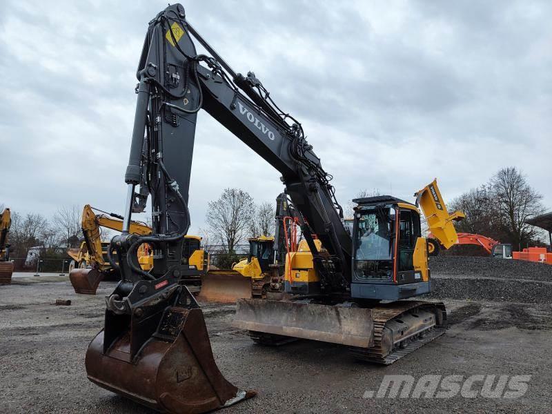 Volvo ECR235EL Excavadoras sobre orugas