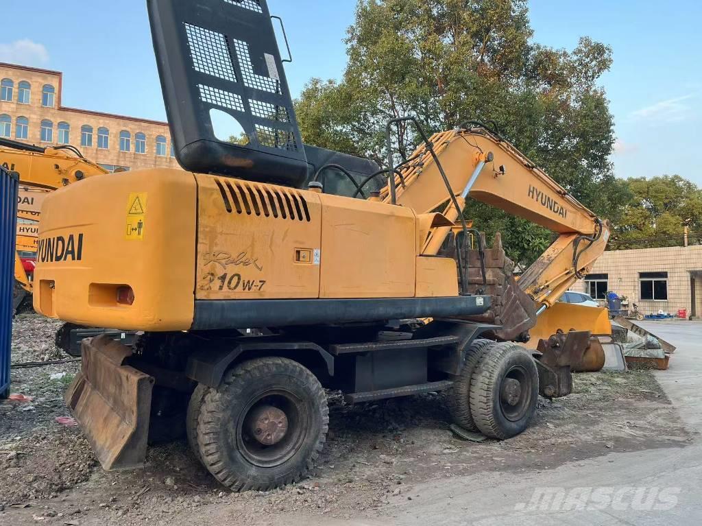 Hyundai R210W-7 Excavadoras de ruedas