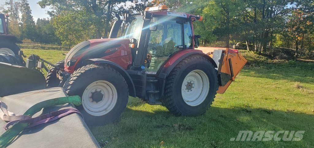 Valtra N114HT5 Tractores