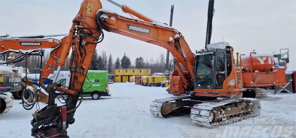 Doosan DX235LCR Excavadoras sobre orugas