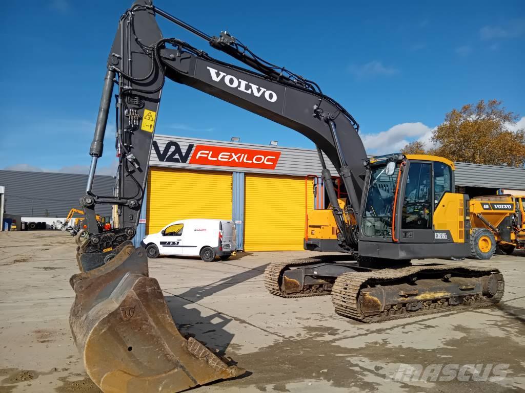 Volvo ECR235EL Excavadoras sobre orugas