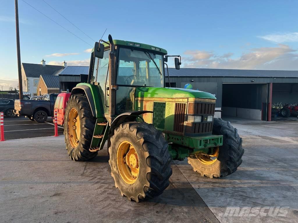 John Deere 6800 Tractores