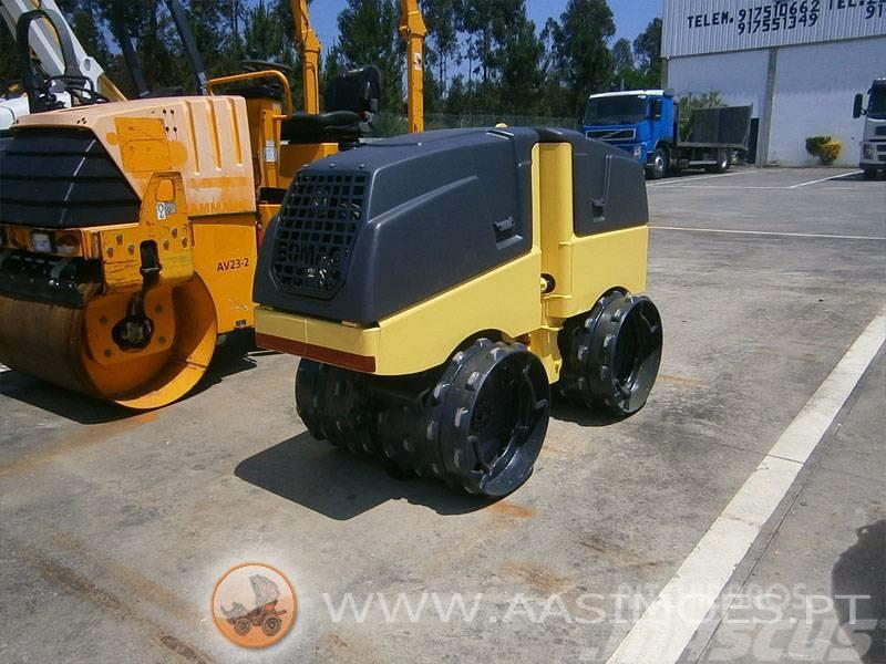 Bomag BMP 8500 Rodillos de doble tambor