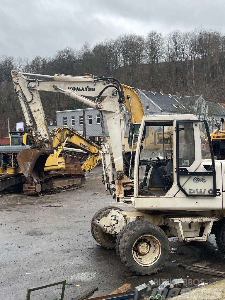 Komatsu PW 95 Excavadoras de ruedas