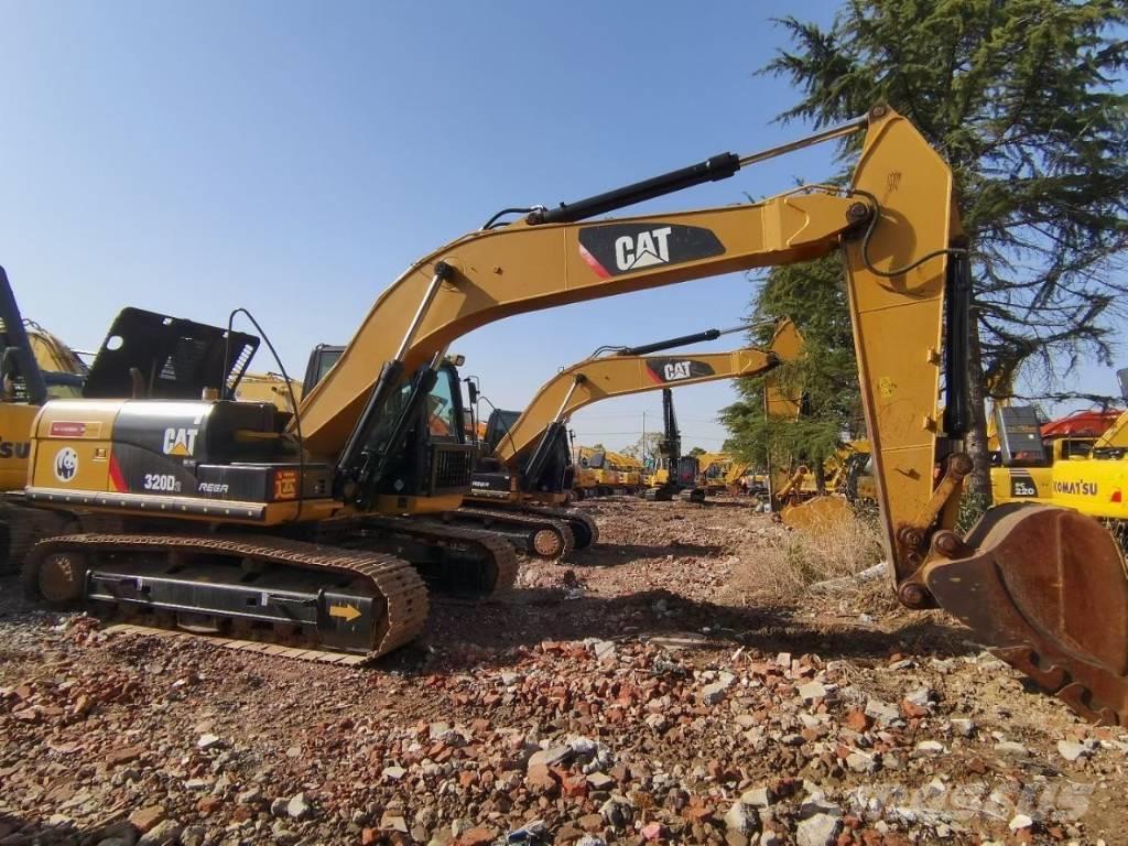 CAT 320 Excavadoras 7t - 12t