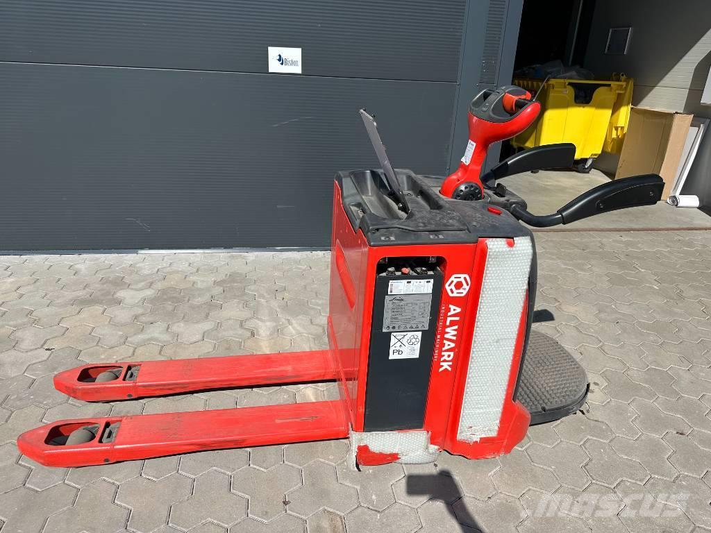 Linde T20AP/131 Montacargas con plataformas de baja elevación