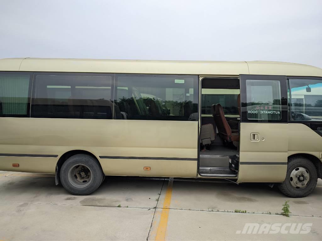 Toyota Coaster Autobuses interurbano