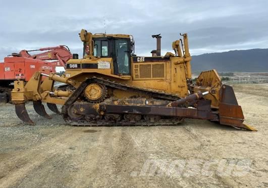 CAT D8R II Buldozer sobre oruga