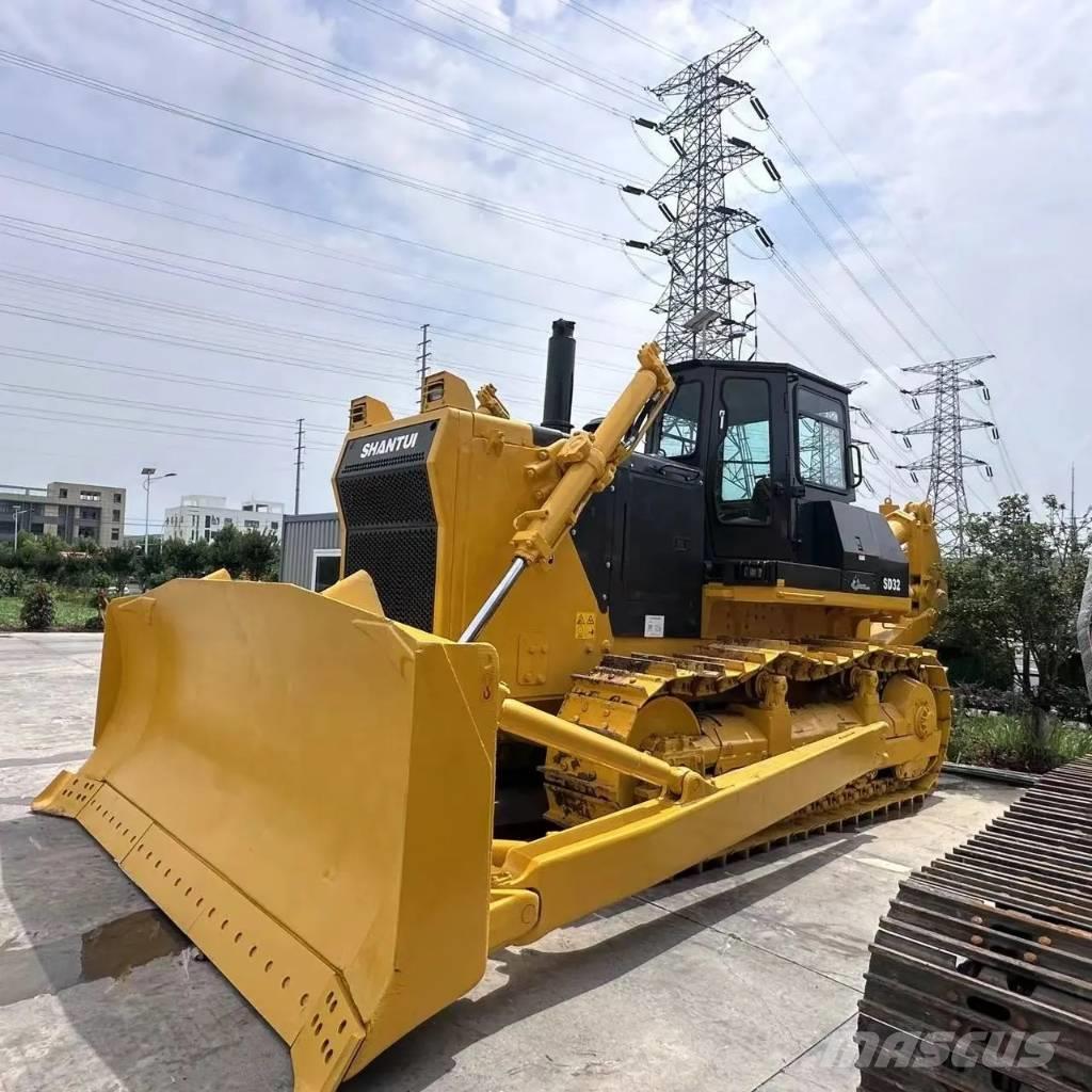 Shantui SD 32 Buldozer sobre oruga