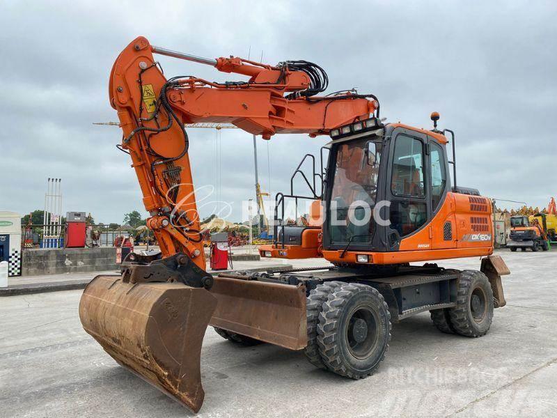 Doosan DX160W Excavadoras de ruedas