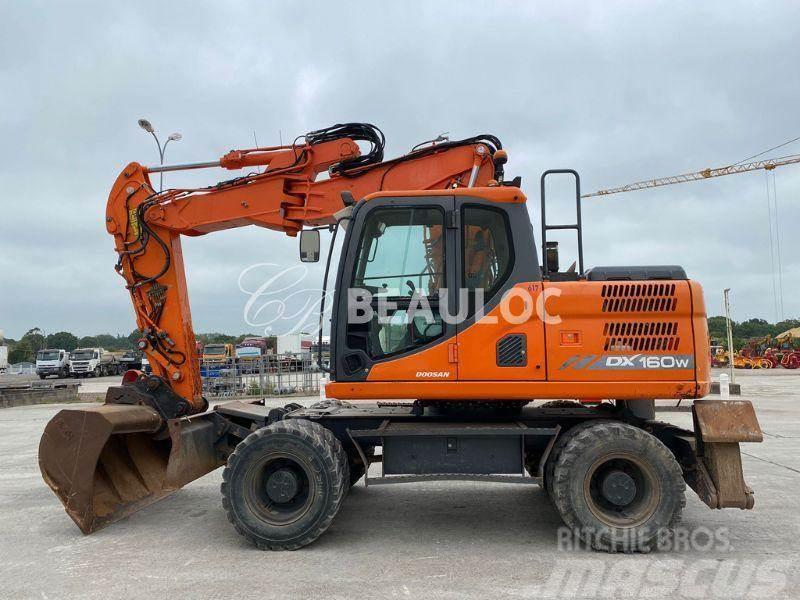 Doosan DX160W Excavadoras de ruedas