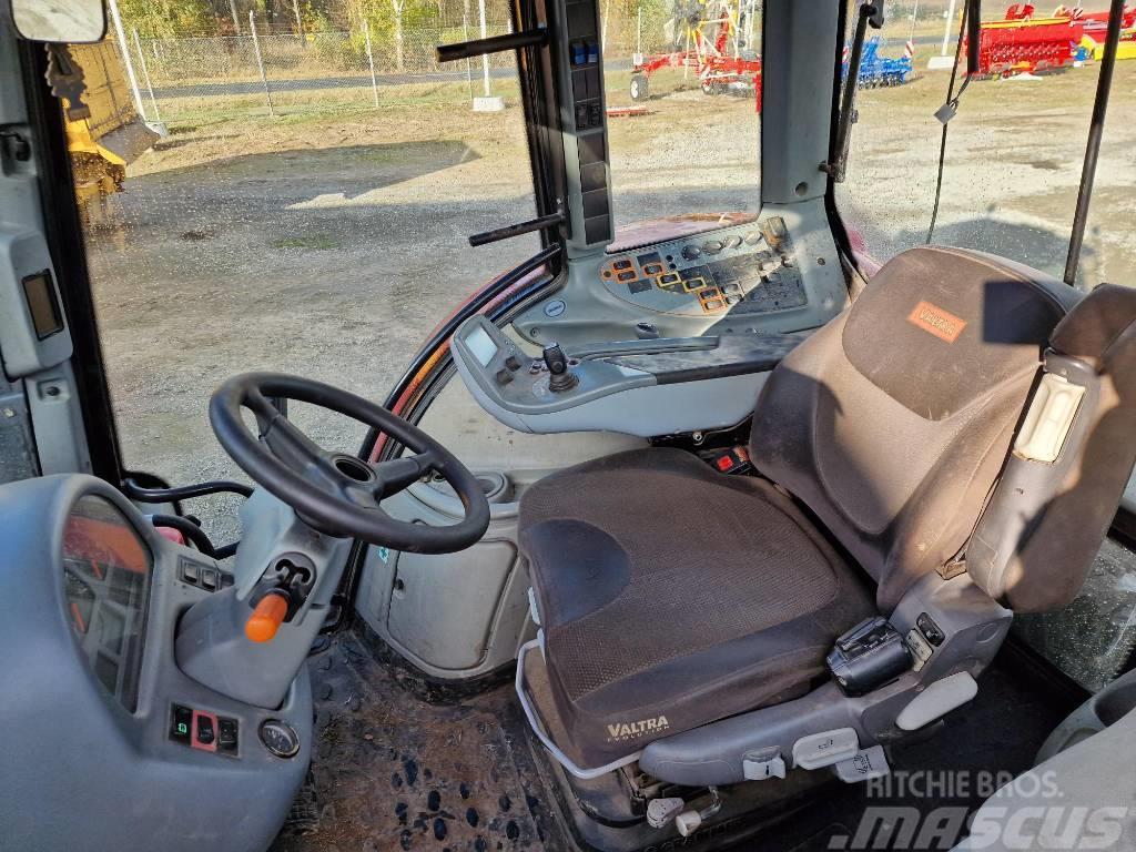 Valtra T213 Tractores