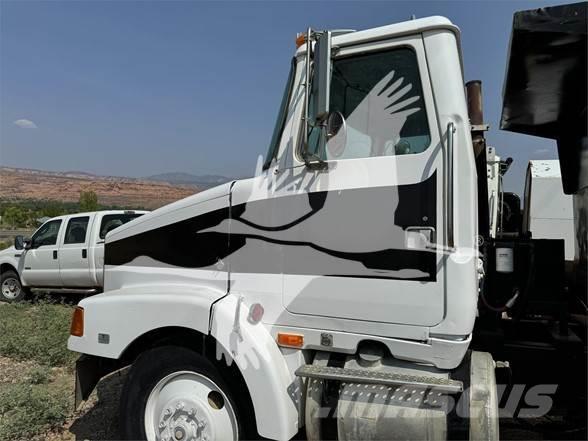 Freightliner FLD120 Bañeras basculantes usadas