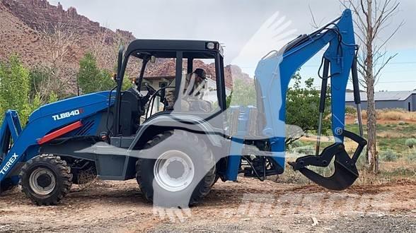 Terex TLB840R Retrocargadoras