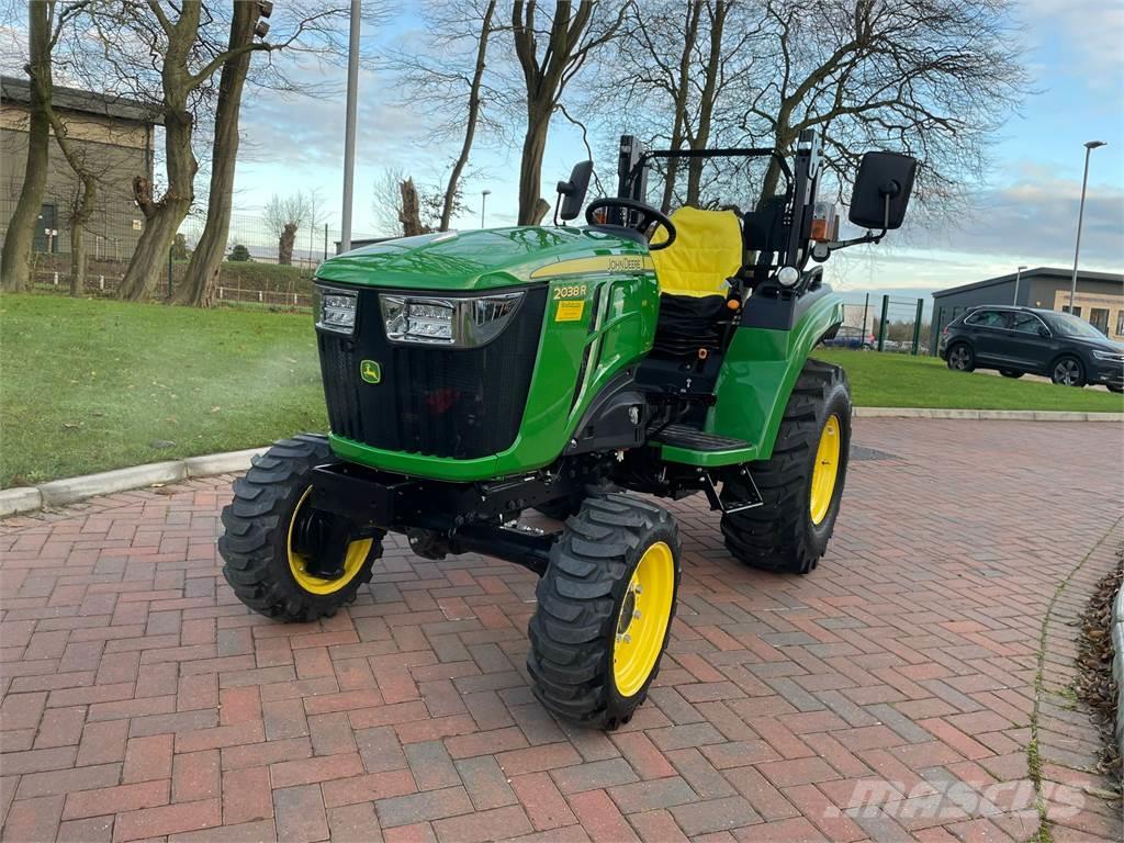 John Deere 2038R Tractores compactos