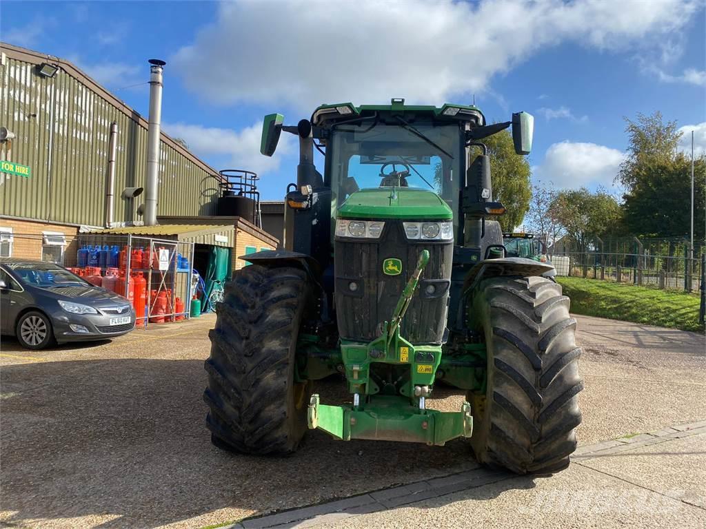 John Deere 7R310 Tractores