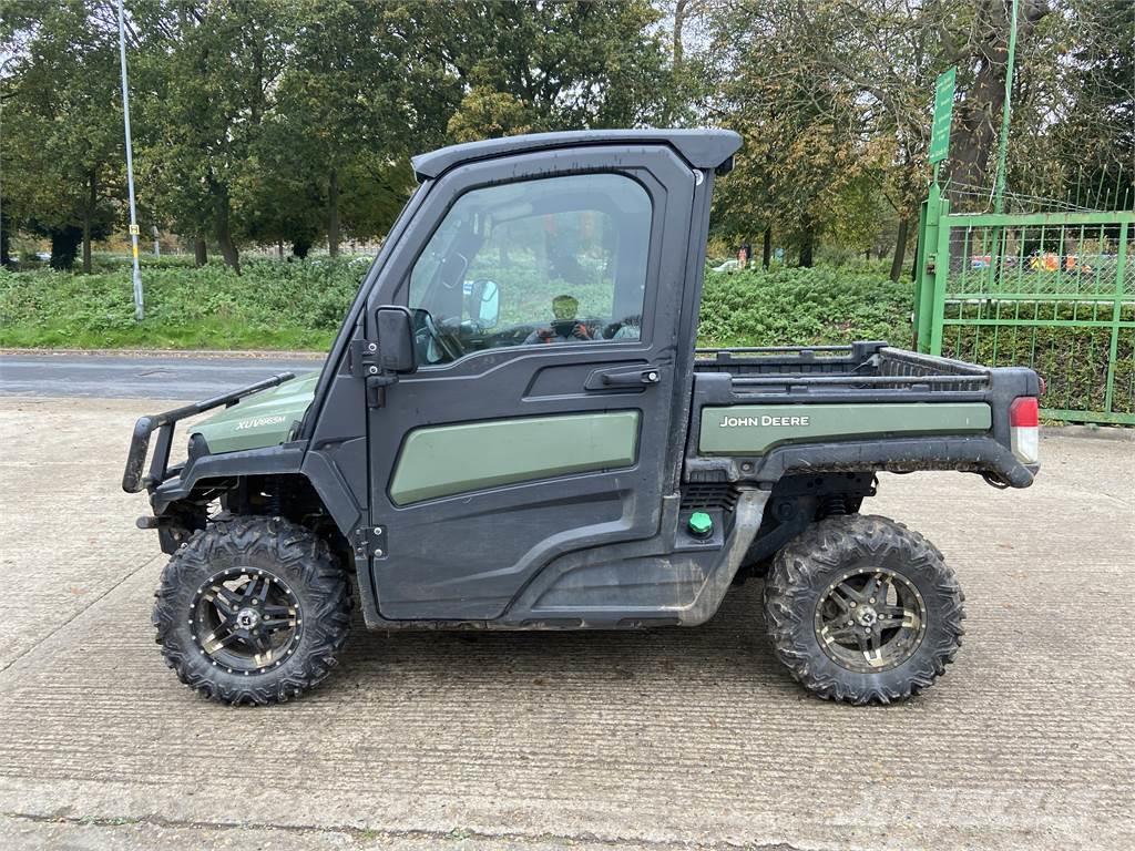 John Deere XUV865M Maquinarias para servicios públicos