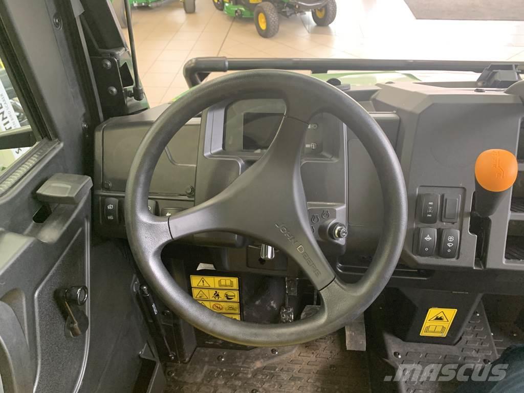 John Deere XUV865M Maquinarias para servicios públicos