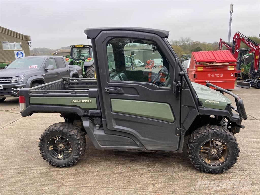 John Deere XUV865M Maquinarias para servicios públicos