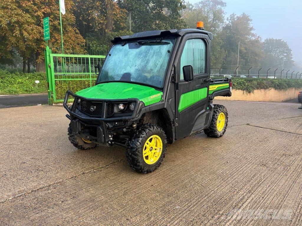 John Deere XUV865M Maquinarias para servicios públicos