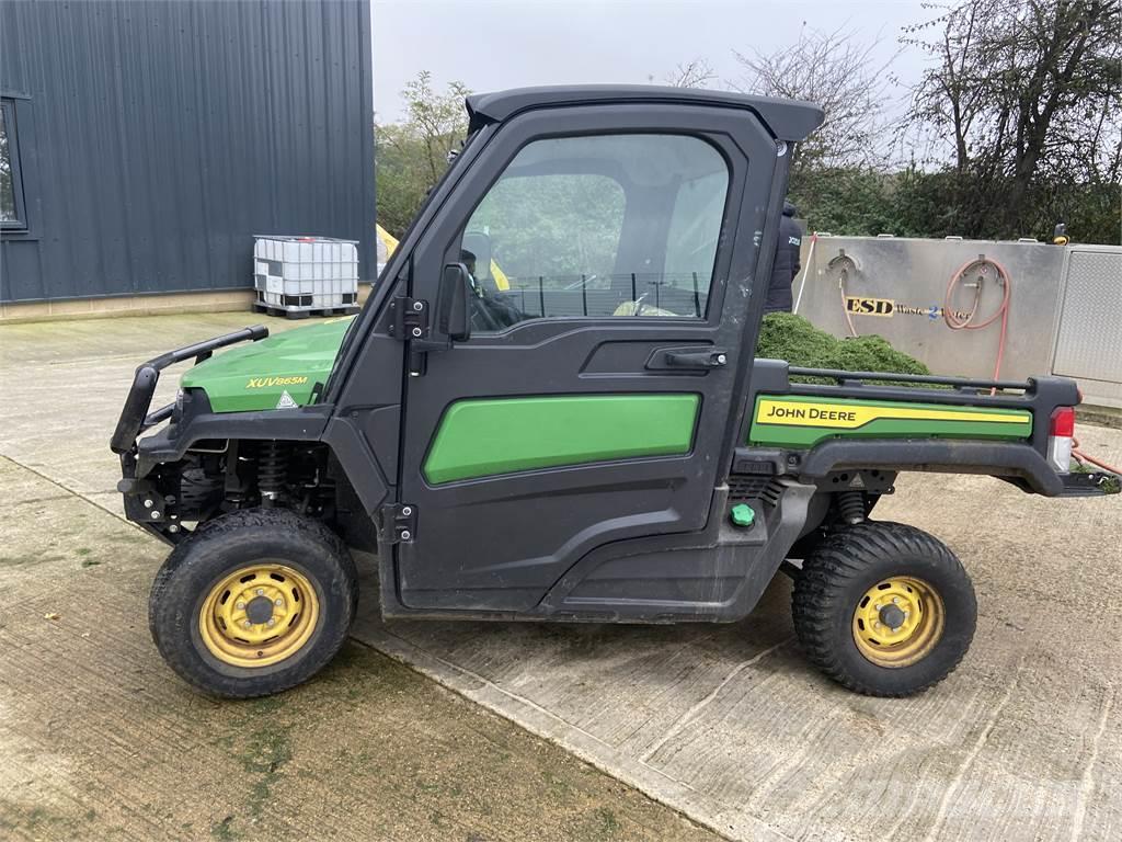 John Deere XUV865M Maquinarias para servicios públicos