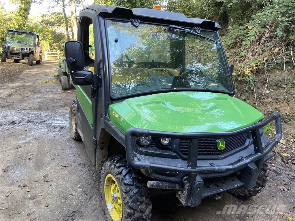 John Deere XUV865M Maquinarias para servicios públicos