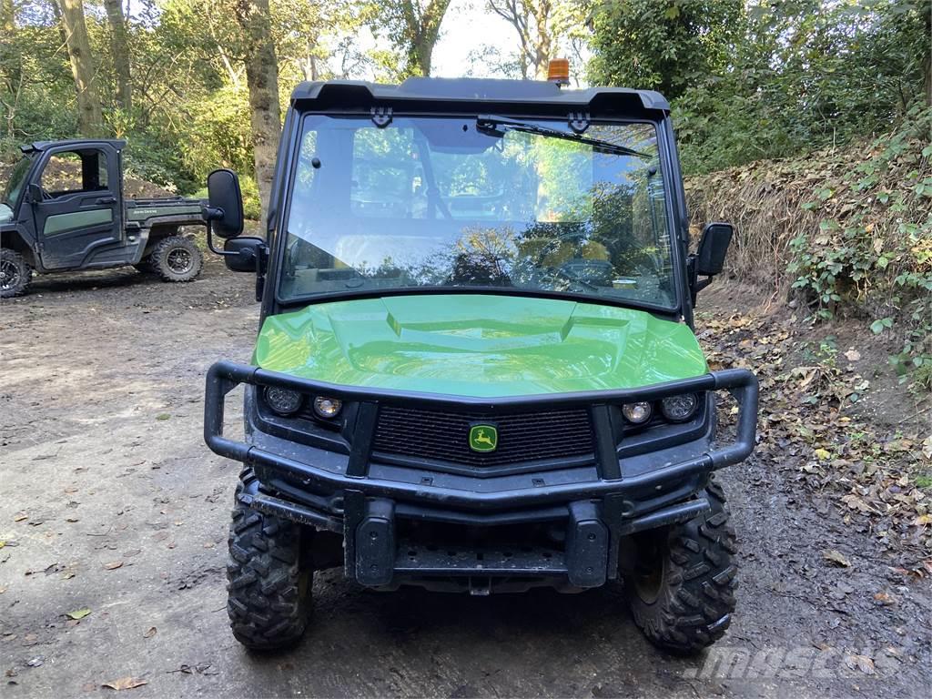 John Deere XUV865M Maquinarias para servicios públicos