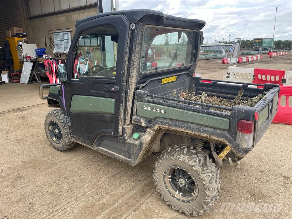 John Deere XUV865M Maquinarias para servicios públicos