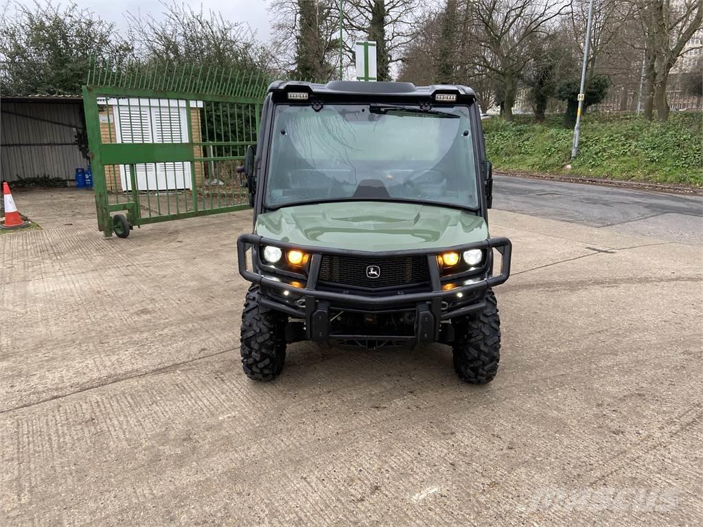 John Deere XUV865M Maquinarias para servicios públicos