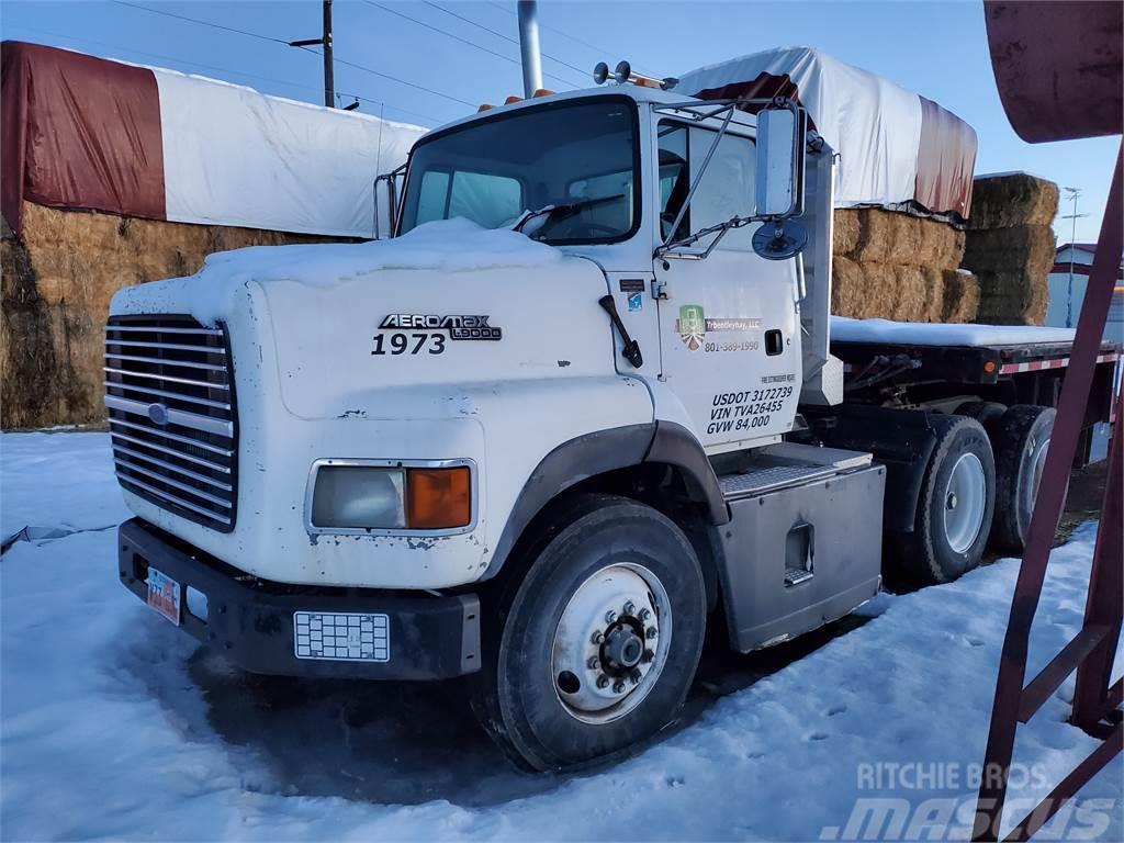 Ford L9000 Otros camiones