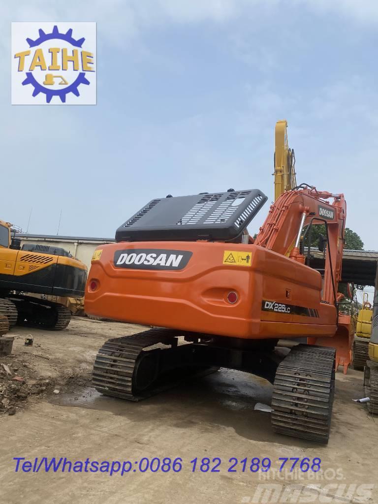 Doosan DX225 Excavadoras sobre orugas