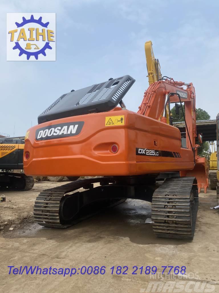 Doosan DX225 Excavadoras sobre orugas