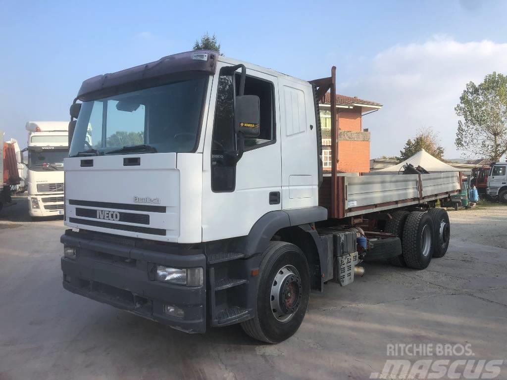 Iveco Eurotech 240E42 Camiones con caja de remolque