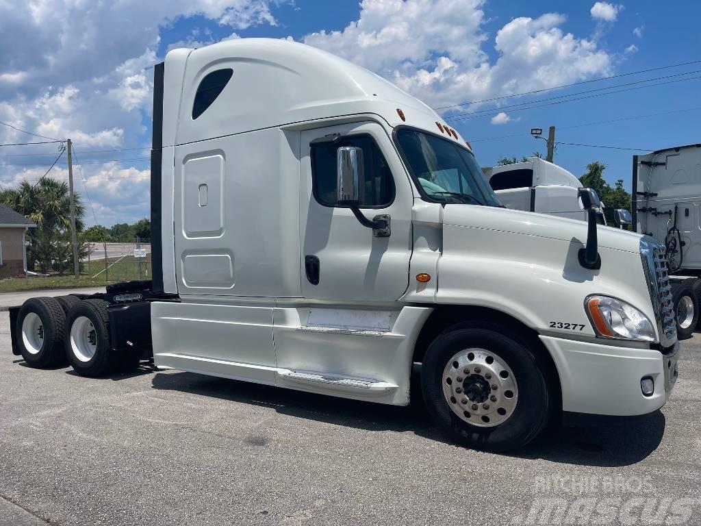 Freightliner Cascadia 125 Camiones tractor