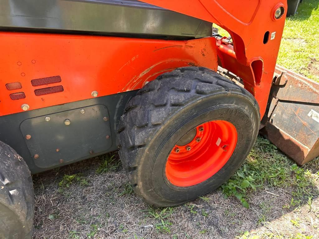 Kubota SSV 75 Minicargadoras